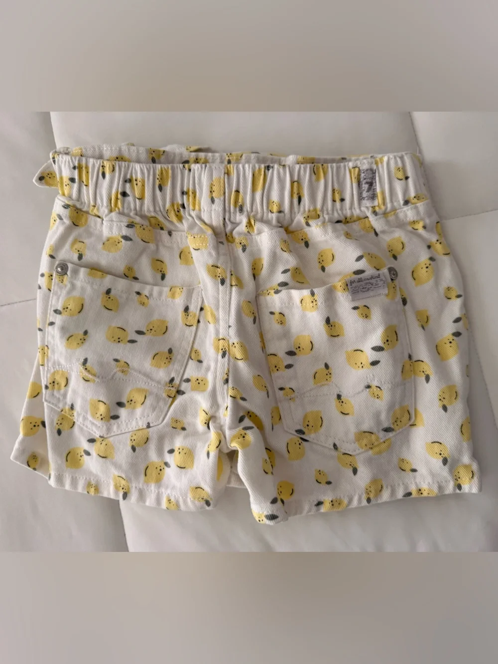 Girls Set 7 for All Mankind: White Ribbed Top with Lemon Skort